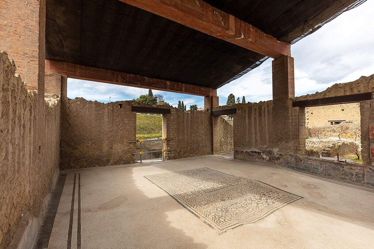 The Casa della Gemma is the second largest home in the Herculaneum
Photo: Wikimedia Commons