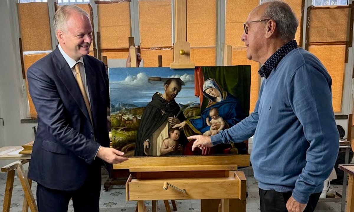 Eike Schmidt unveils restoration and loans projects in Naples after losing Florence electoral bid Eike Schmidt unveils restoration and loans projects in Naples after losing Florence electoral bid