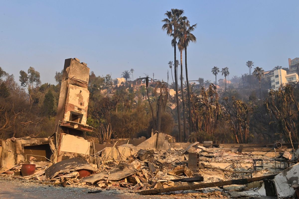 A home along the Pacific Coast Highway that was destroyed by the Palisades fire Photo by Jim Ruymen/UPI Credit: UPI / Alamy Stock Photo