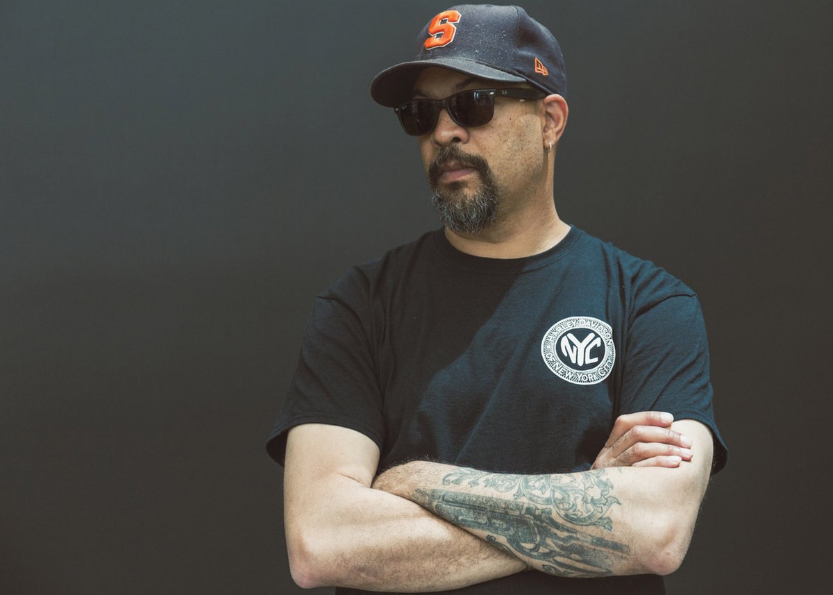 Gary Simmons Photo: Tito Molina/HRDWRKER, Courtesy Regen Projects, Los Angeles