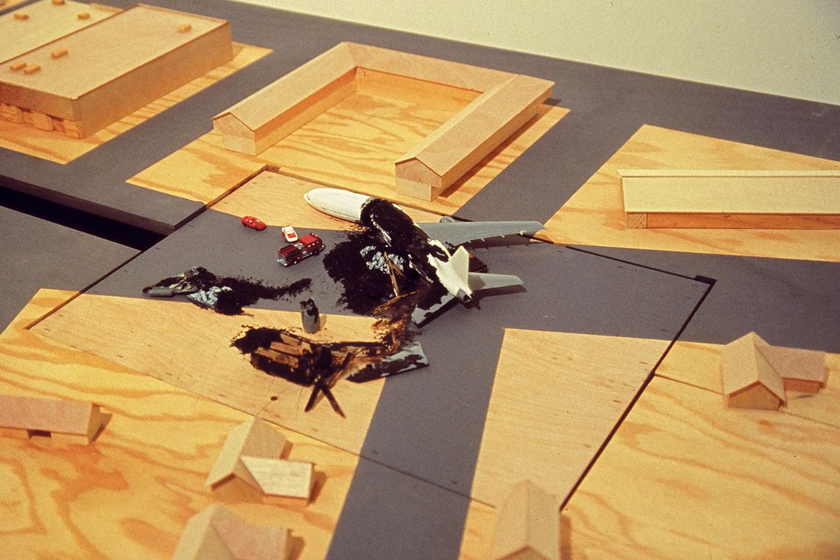 Disaster like clockwork: Charles Gaines’s largest survey in nearly a decade includes Airplanecrashclock (1997–2007), one of his “disaster machines”, which regularly initiates a miniature catastrophe of an airplane crashing into a city © Charles Gaines; Courtesy the artist and Hauser & Wirth