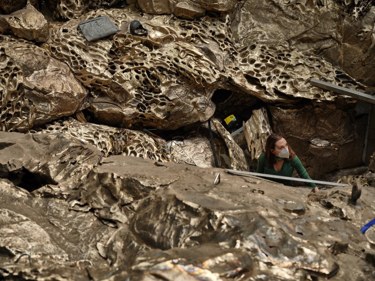 Cristina Iglesias working on Santa Clara Island José Luis López de Zubiria