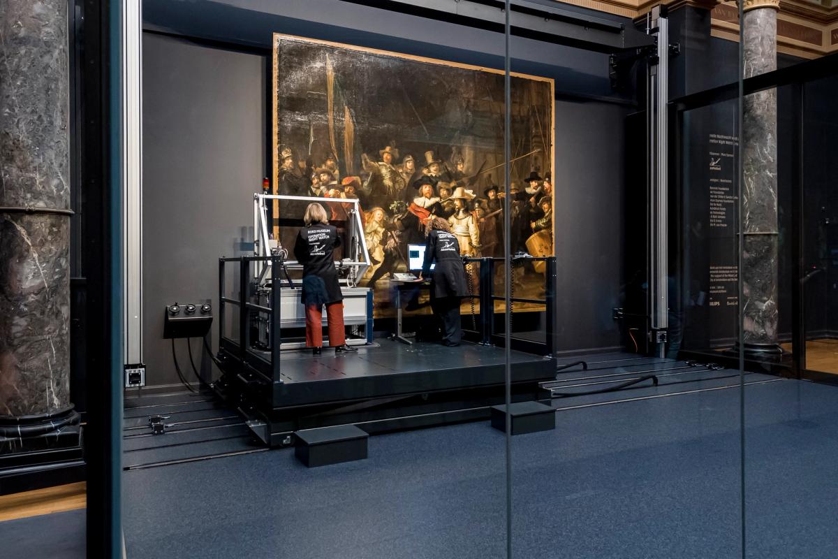Conservation team at the Rijksmuseum working on The Night Watch

courtesy Rijksmuseum