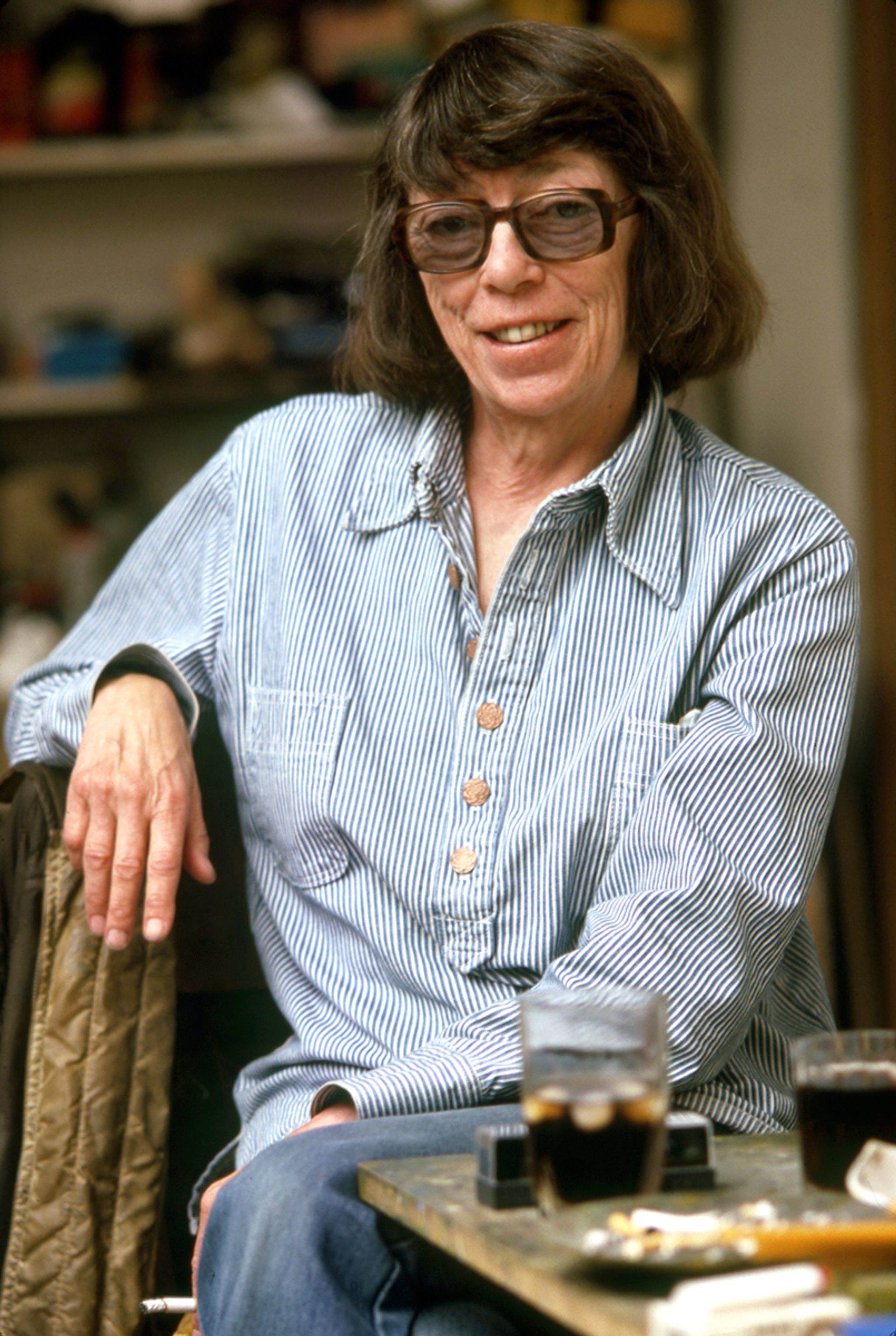 Joan Mitchell in her Vétheuil studio in 1983 Joan Mitchell Foundation Archives, photo by Robert Freson