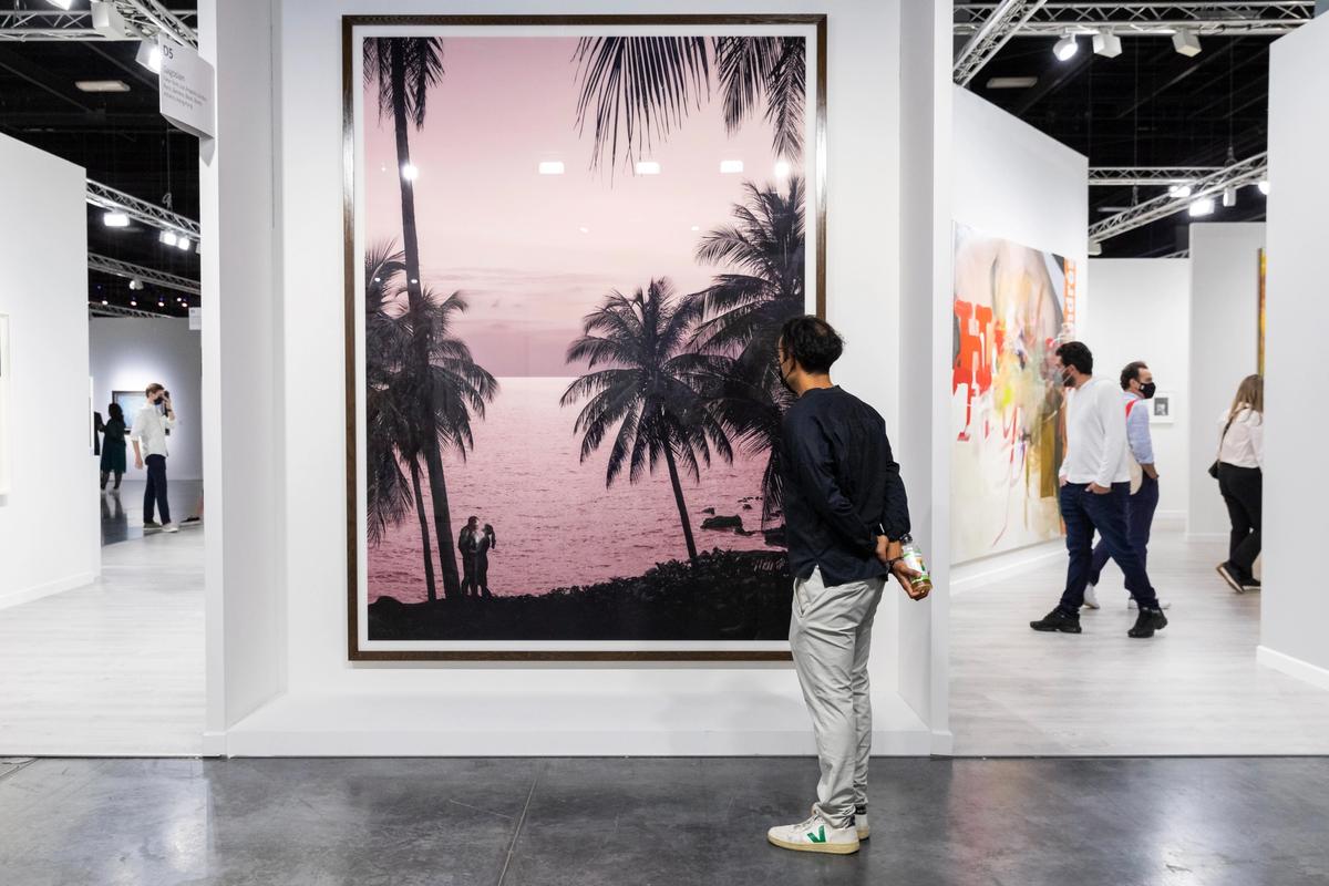 Gagosian at Art Basel in Miami Beach 2021 © Art Basel