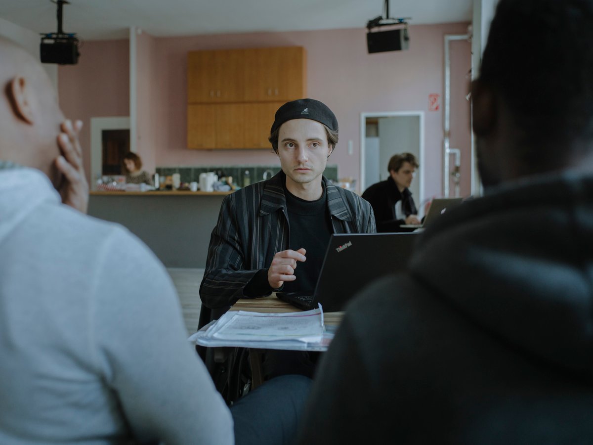 Inside the Bridges over Borders, a community-based collective aiming to support marginalised refugees fleeing Ukraine. Photo: Marcus Glahn