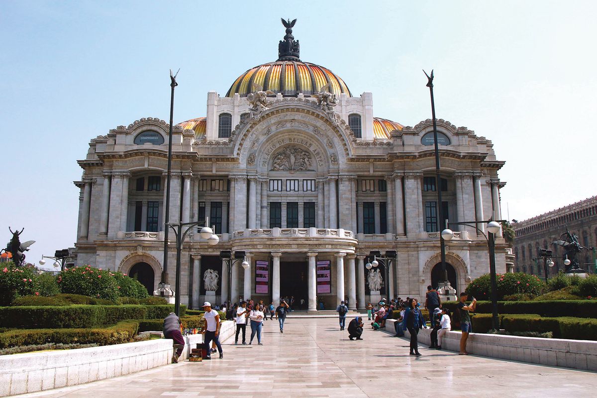 The Palacio de Bellas Artes in Mexico City is one of the country’s largest cultural centres. It is among several public arts institutions that has been employing staff members on more precarious freelance contracts Milton Martínez/Secretaría de Cultura de la Ciudad de México