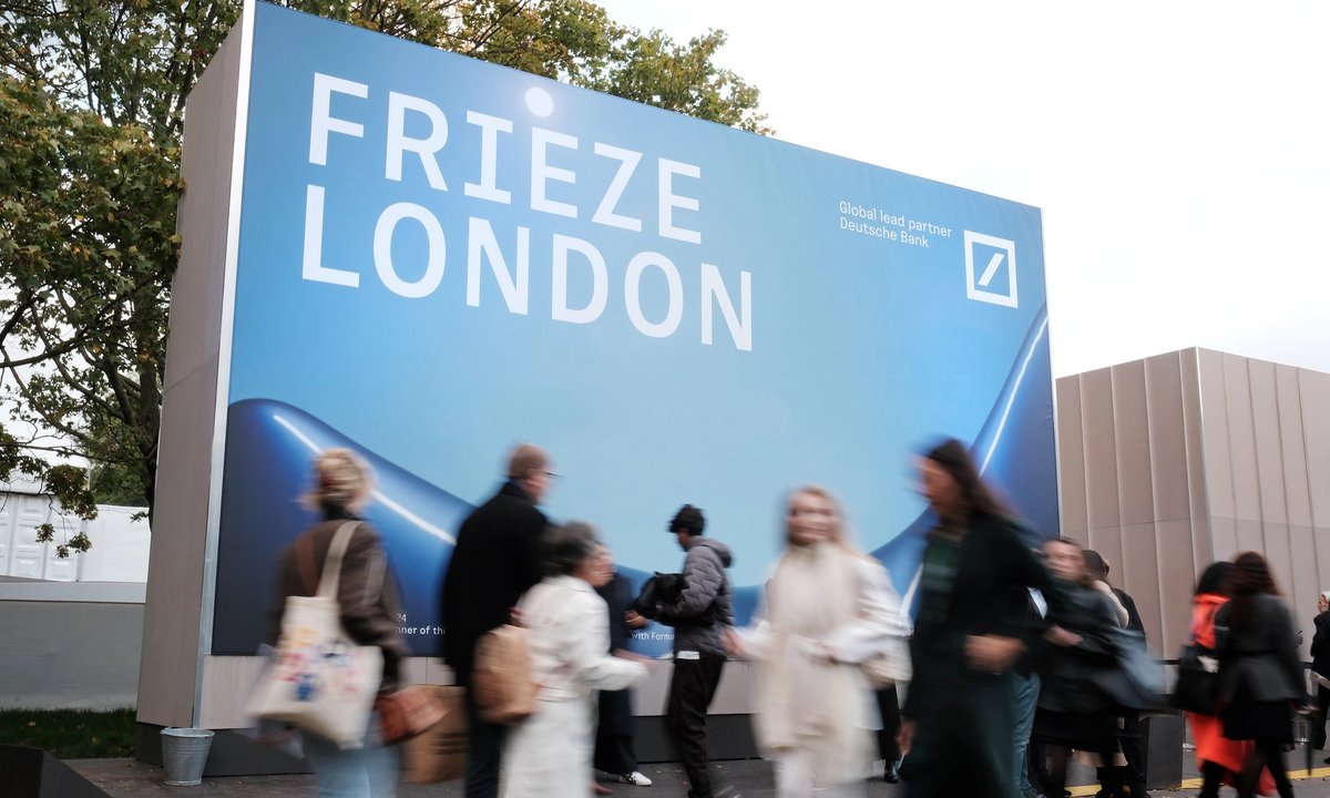 Comment | Frieze galleries have committed to climate donations—now it's time for the art world to pack in its private jets