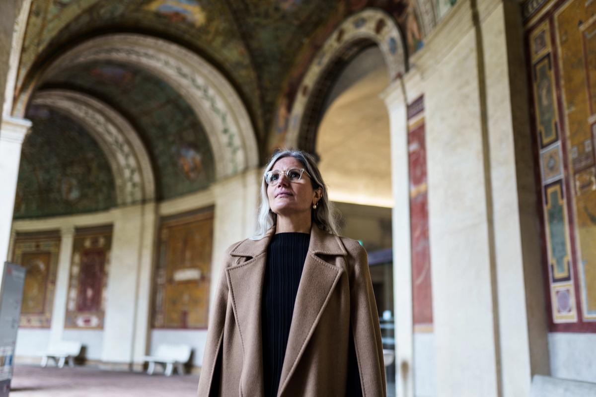 Emma Talbot at the Museo Nazionale Etrusco di Villa Giulia, Rome 2021 Photo: Tiwi