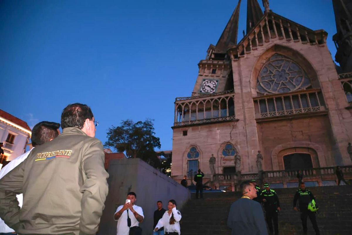 José Manuel Restrepo Abondano, the vice president of Colombia, surveys the damage to the Manizales Cathedral Courtesy the office of the vice-president of Colombia