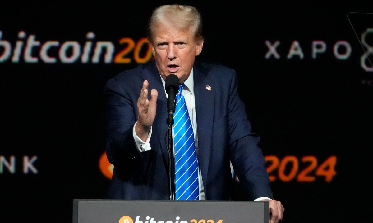 Does Trump’s return spell boom or bust for the NFT art market? Does Trump’s return spell boom or bust for the NFT art market?