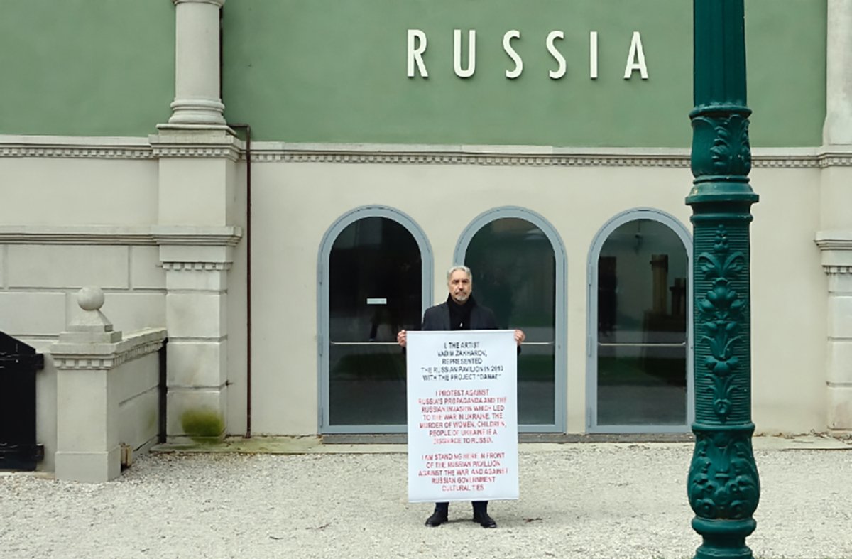 “I am standing here in front of the Russian Pavilion against the war and against Russian government cultural ties,” the Russian artist Vadim Zakharov says Photo cortesy of the artist
