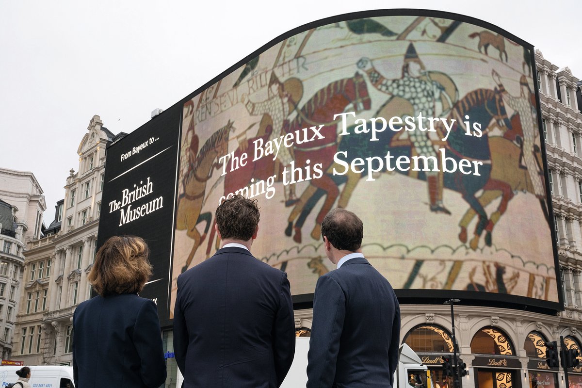 From left: French ambassador Hélène Duchêne, British Museum director Nicholas Cullinan and chair George Osborne at Piccadilly Circus © Trustees of the British Museum