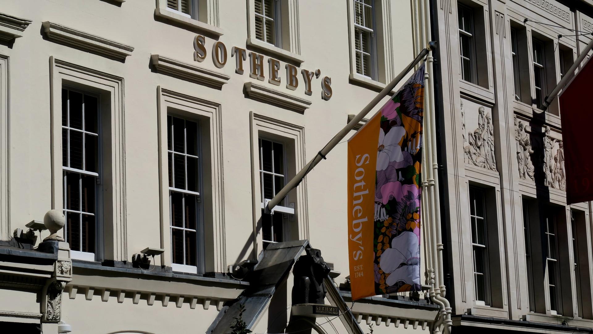 Sotheby's London headquarters on New Bond Street

Photo: Creative Commons