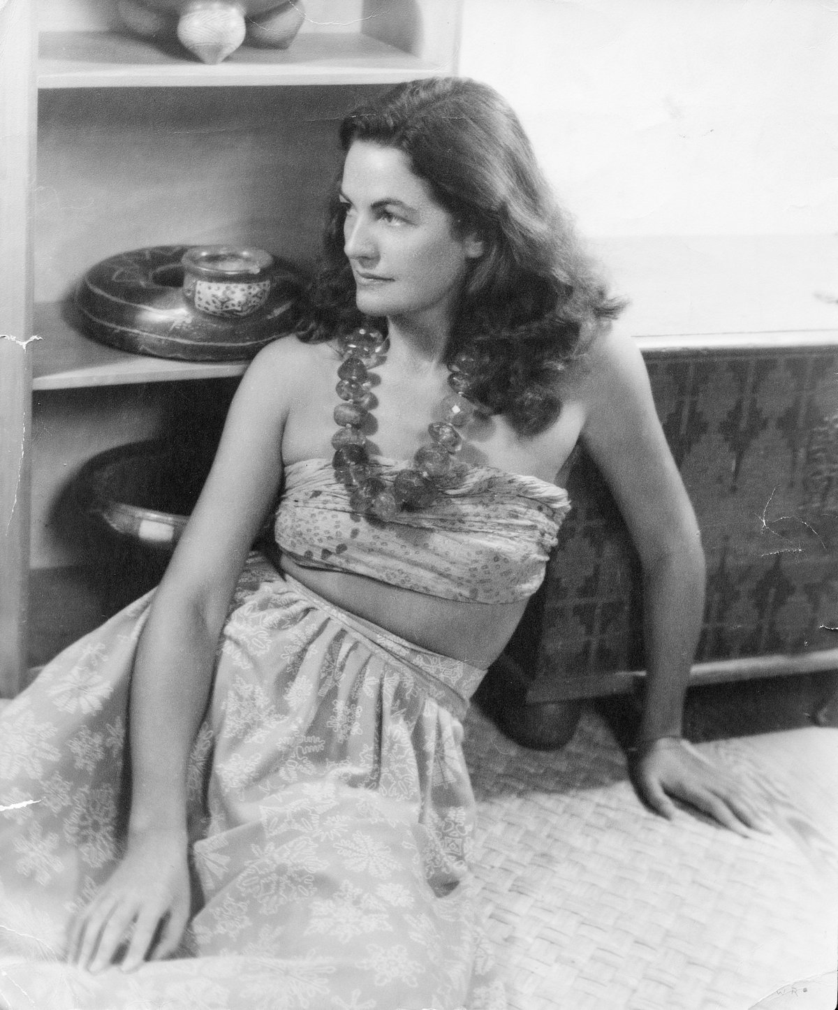 Alice Rahon in Mexico, around 1940-41 Photo: Walter Reuter. Courtesy Gallery Wendi Norris