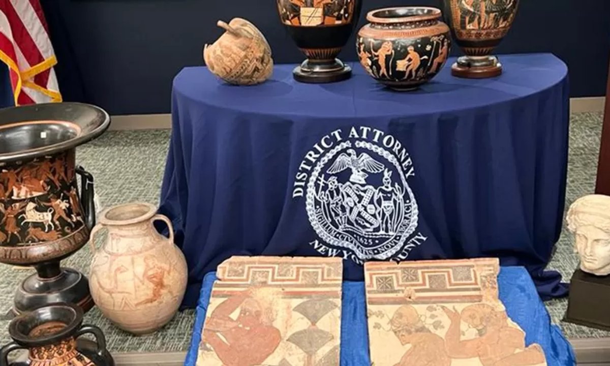 More stolen archaeological treasures return to Italy from the US