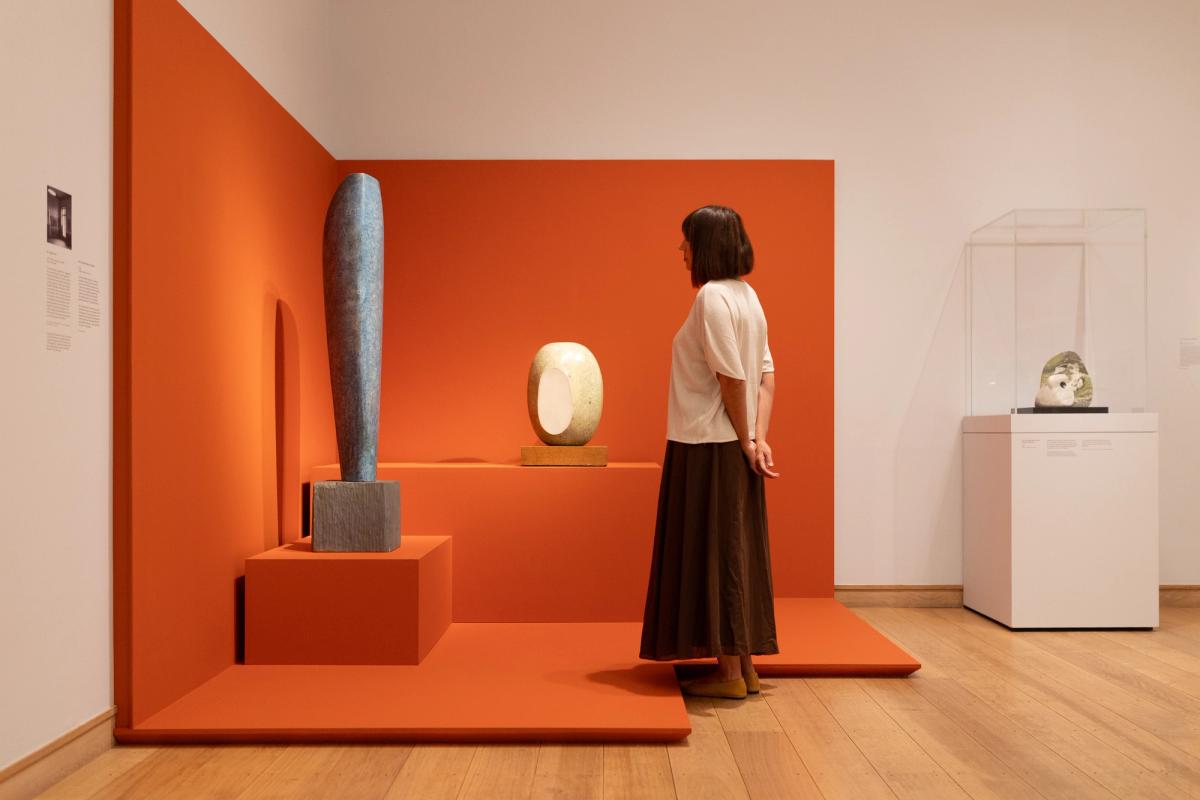 Installation view, The Joseph Hage Aaronson & Bremen Exhibition: Hepworth in Colour, Courtauld Gallery. Photo © Fergus Carmichael