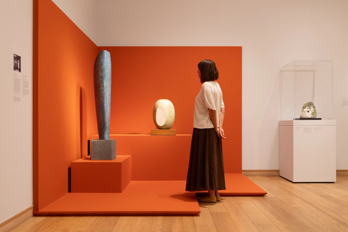Installation view, The Joseph Hage Aaronson & Bremen Exhibition: Hepworth in Colour, Courtauld Gallery. Photo © Fergus Carmichael