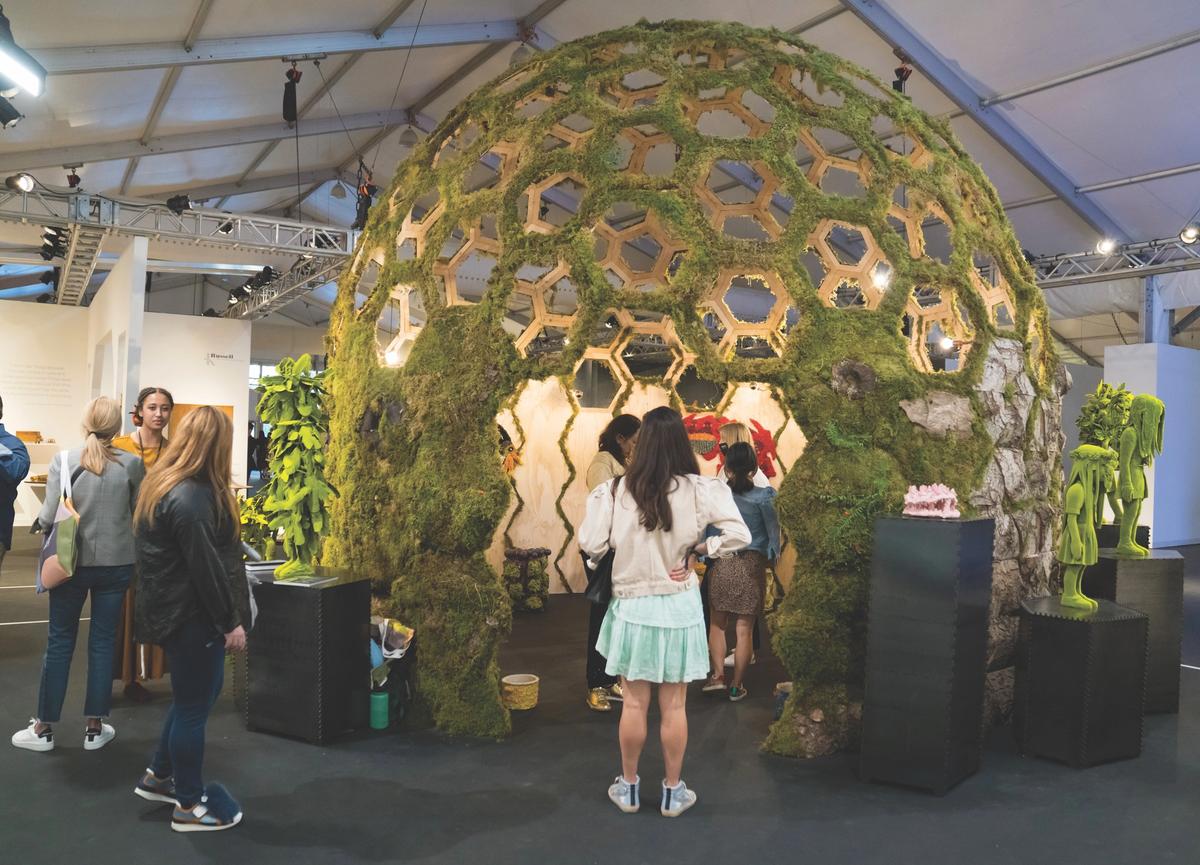 Rem Denizen and Nick Weddell, Ceremony (2021) at Jason Jacques Gallery
This geodesic dome envisioned by the designer Rem Denizen in collaboration with the Austin-based sculptor Nick Weddell was made as a vessel for ceremonies for beings from the planet Zeefromzeglo in which ayahuasca (a psychedelic tea) is taken, according to the artist. The work is carved from a single desiccated tree and patterned to reference the sacred geometry of nature that becomes exponentially perceptible by using plant medicine.