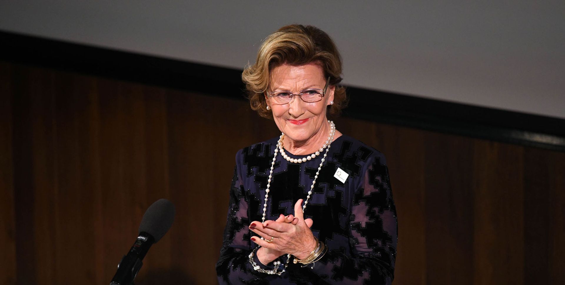 Queen Sonja of Norway at last week's awards ceremony for printmaking in London Doug Peters/PA Wire