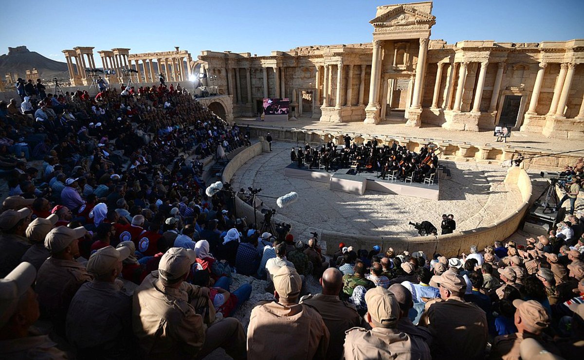 A concert by the Mariinsky State Academic Symphony Orchestra at Palmyra in 2016 Courtesy of Russia Presidential Executive Office