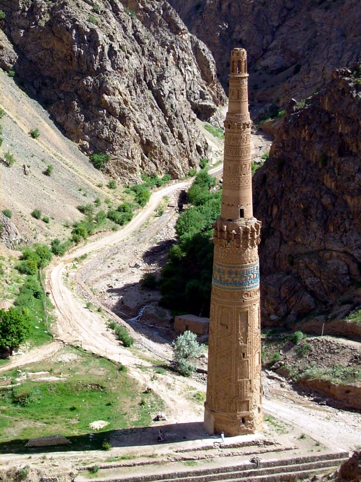 The Minaret of Jam in Afghanistan in 2006 cc Photo: David Adamec
