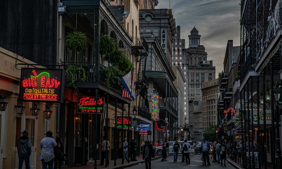 Former New Orleans police officer indicted for allegedly orchestrating ill-fated art insurance scam Former New Orleans police officer indicted for allegedly orchestrating ill-fated art insurance scam