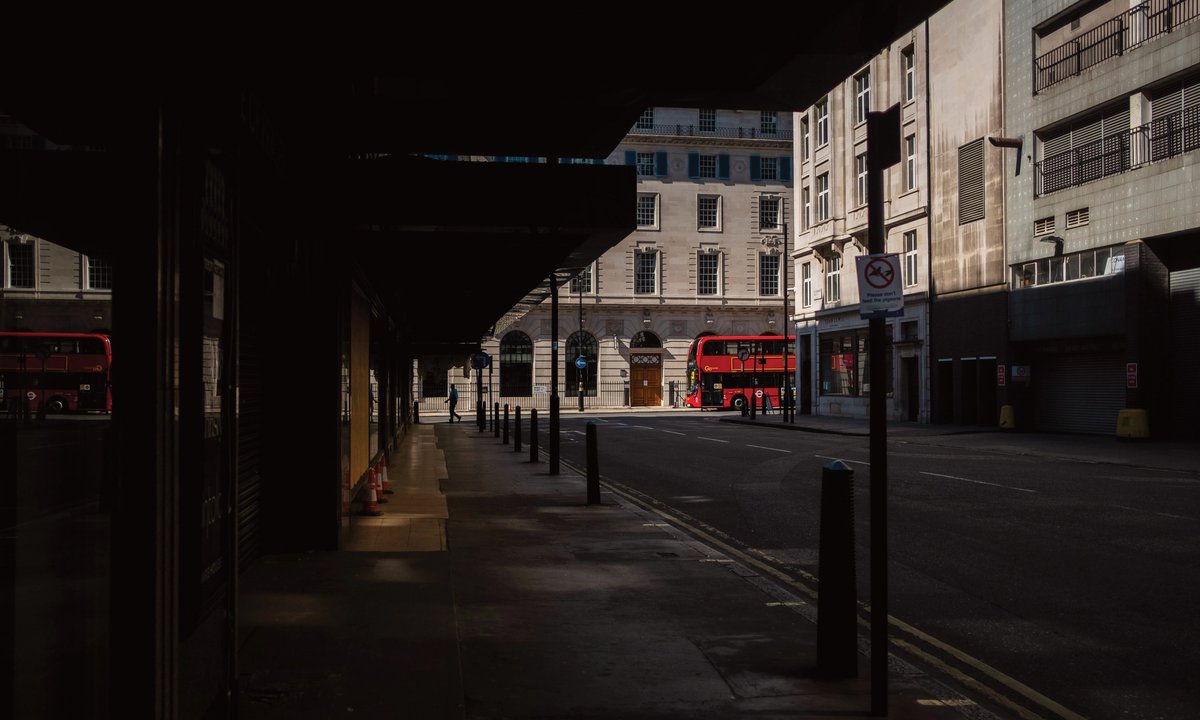 smaller galleries bank on bigger spaces despite economic uncertainty smaller galleries bank on bigger spaces despite economic uncertainty