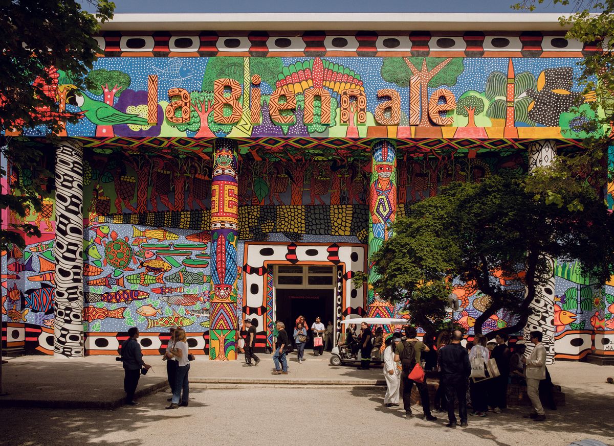 The Brazilian artist group MAHKU (Movimento dos Artistas Huni Kuin) were one of many Indigenous artists and groups who created work for this year’s Venice Biennale. Their work Kapewë Pukeni (the alligator bridge) was on the facade of the Biennale’s central pavilion Courtesy of Venice Biennale