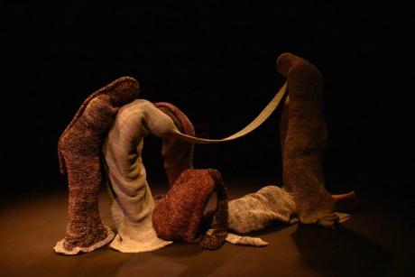 Artist Movana Chen brings her performance with interconnected wearable sculptures to London