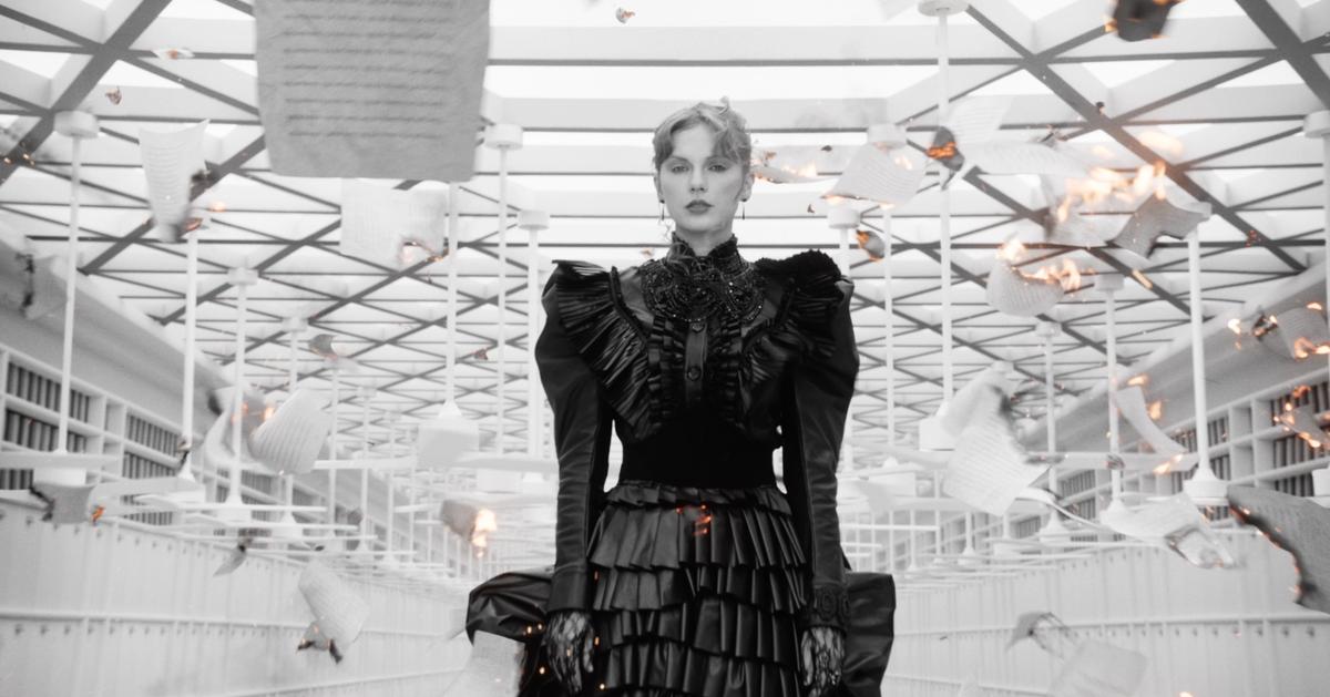 Image still from music video Fortnight (feat. Post Malone) by Taylor Swift, 2024.
Courtesy of TAS Rights Management