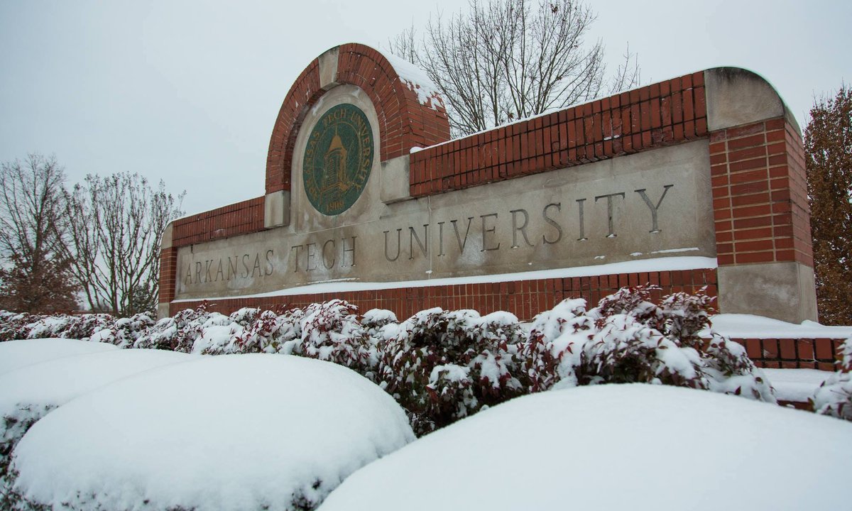 College exhibition closes after college students decry “racially insensitive” artwork in MLK Day protest College exhibition closes after college students decry “racially insensitive” artwork in MLK Day protest