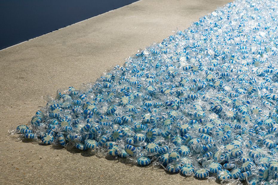 Felix Gonzalez Torres, Untitled (Lover Boys)  (1991) © Oriol Tarridas