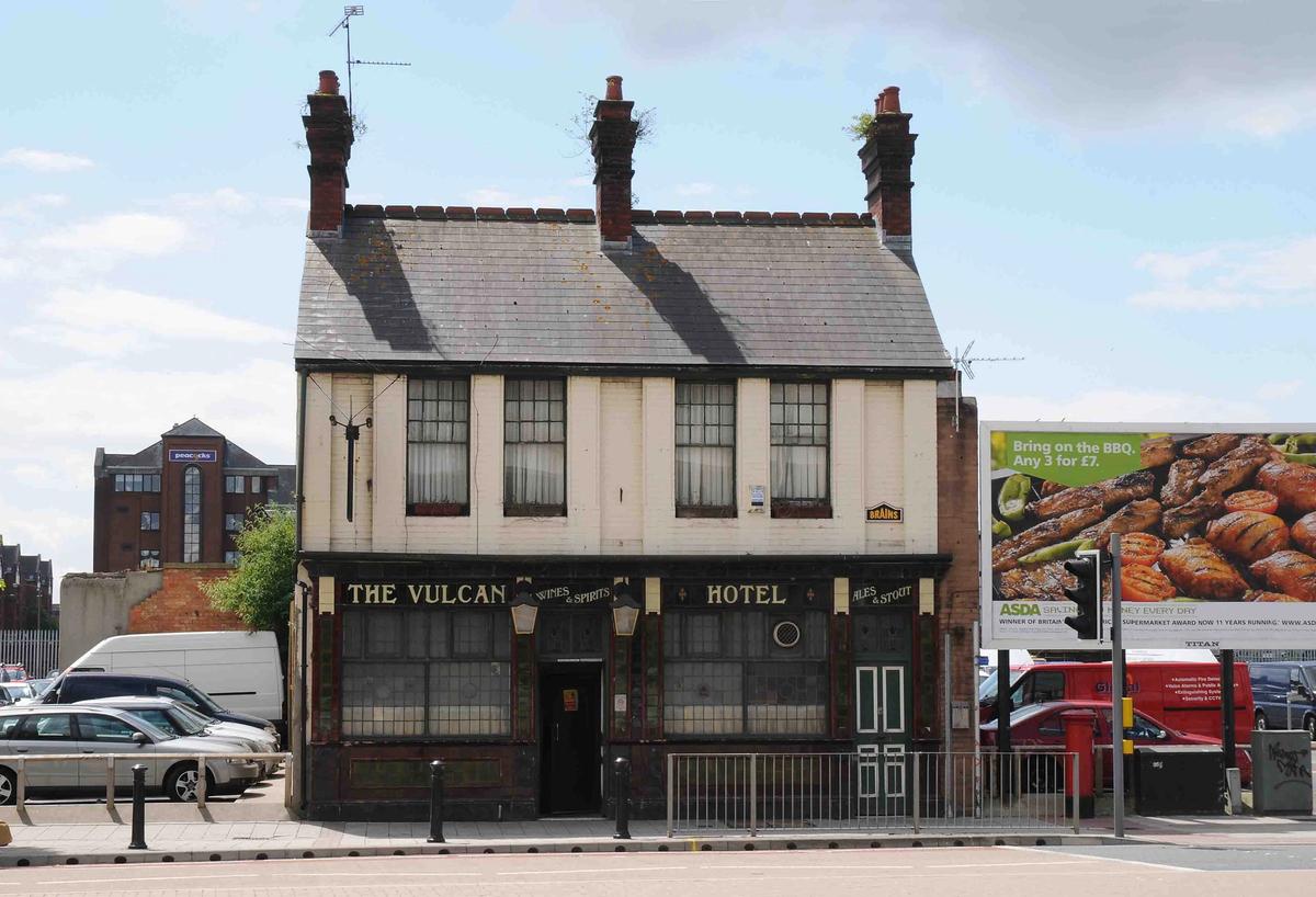The Vulcan Hotel on Adam Street, Cardiff, before it was disassembled © St Fagans National Museum of History