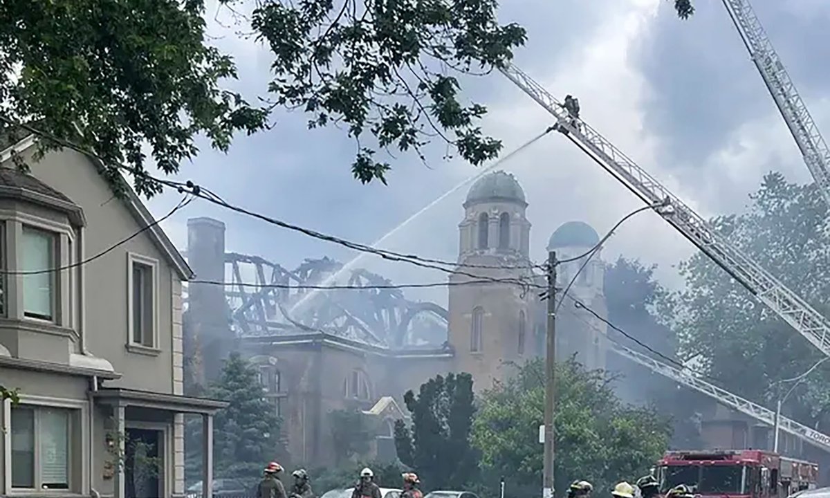 Fire guts historic Toronto church, destroying its Group of Seven murals Fire guts historic Toronto church, destroying its Group of Seven murals