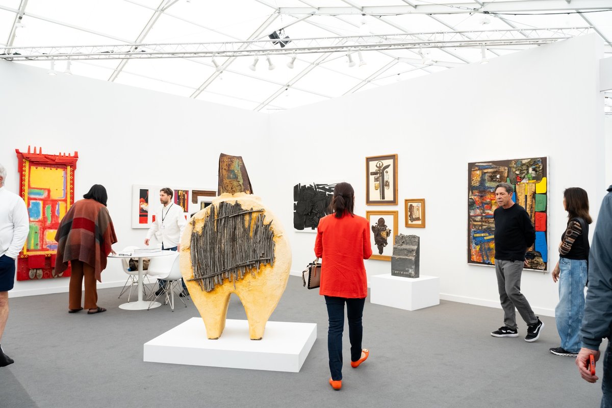 Tilton Gallery's stand at the 2025 edition of Frieze Los Angeles was titled Noah Purifoy: Made in Joshua Tree Photo by Casey Kelbaugh. Courtesy of Frieze and CKA.