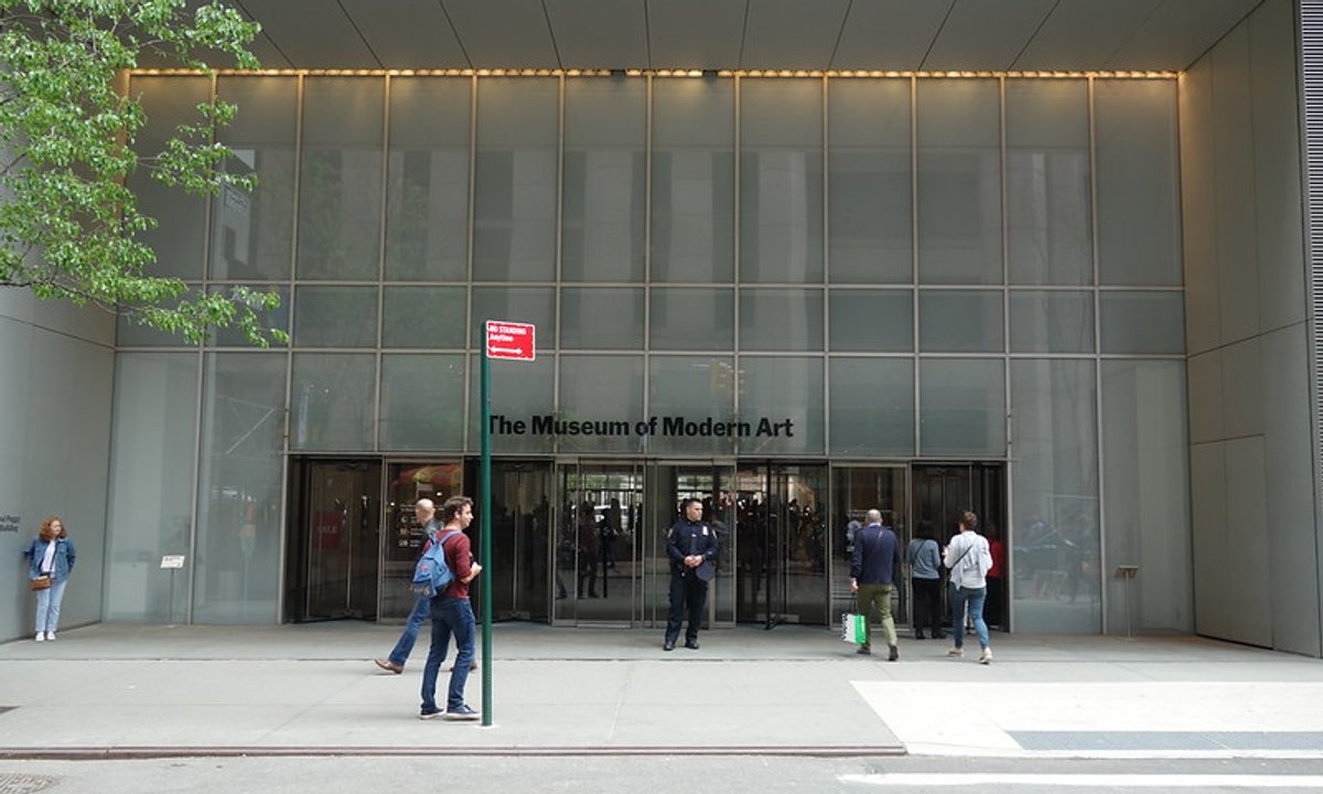 Man who stabbed two MoMA employees last year charged with assault Man who stabbed two MoMA employees last year charged with assault