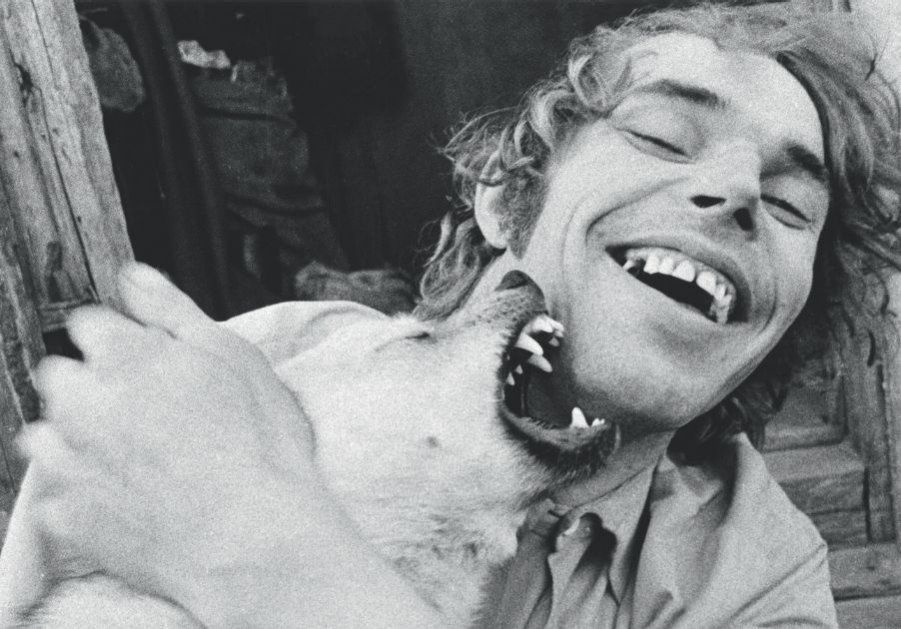 Paris Photo returns to the Grand Palais, offering Surreal encounters and a shift in perspective