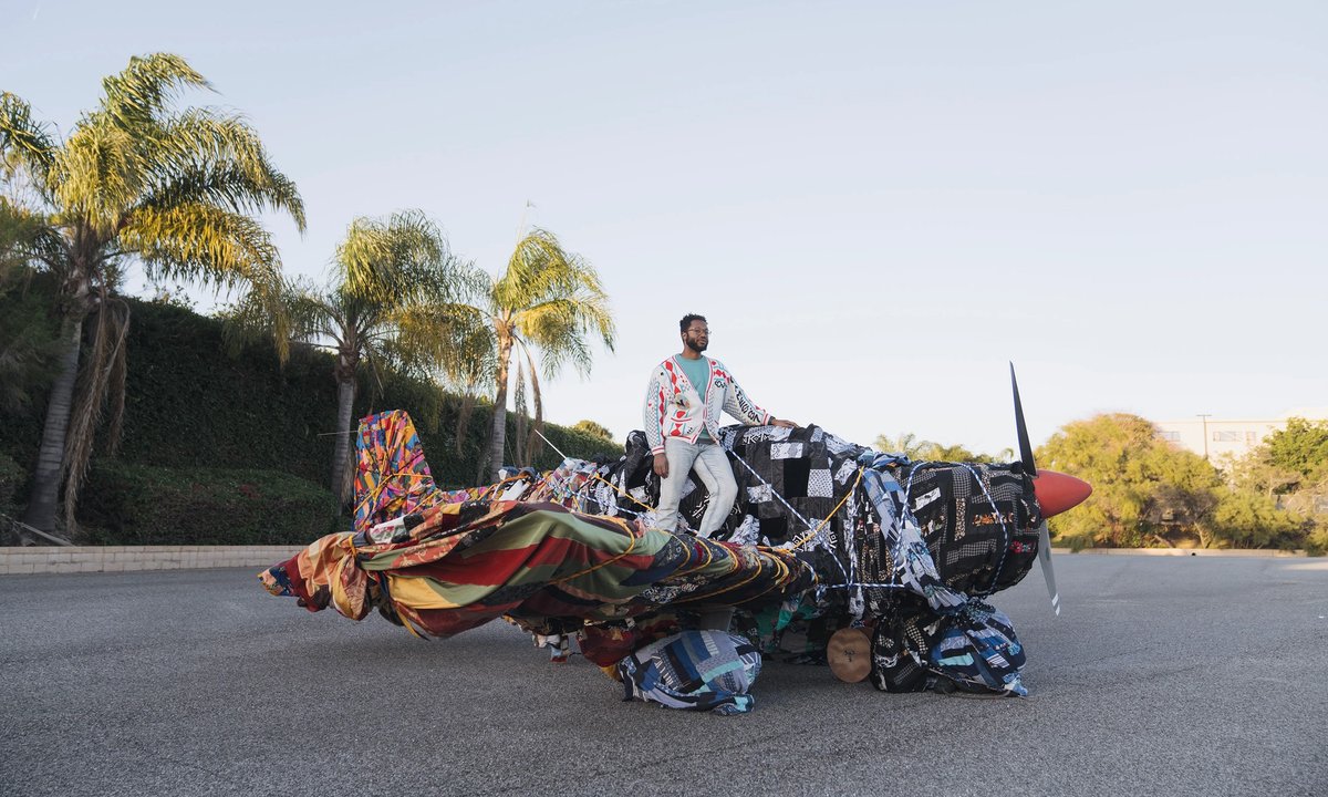 Artist installs quilt-covered airplane at Frieze Los Angeles’s Santa Monica Airport venue Artist installs quilt-covered airplane at Frieze Los Angeles’s Santa Monica Airport venue