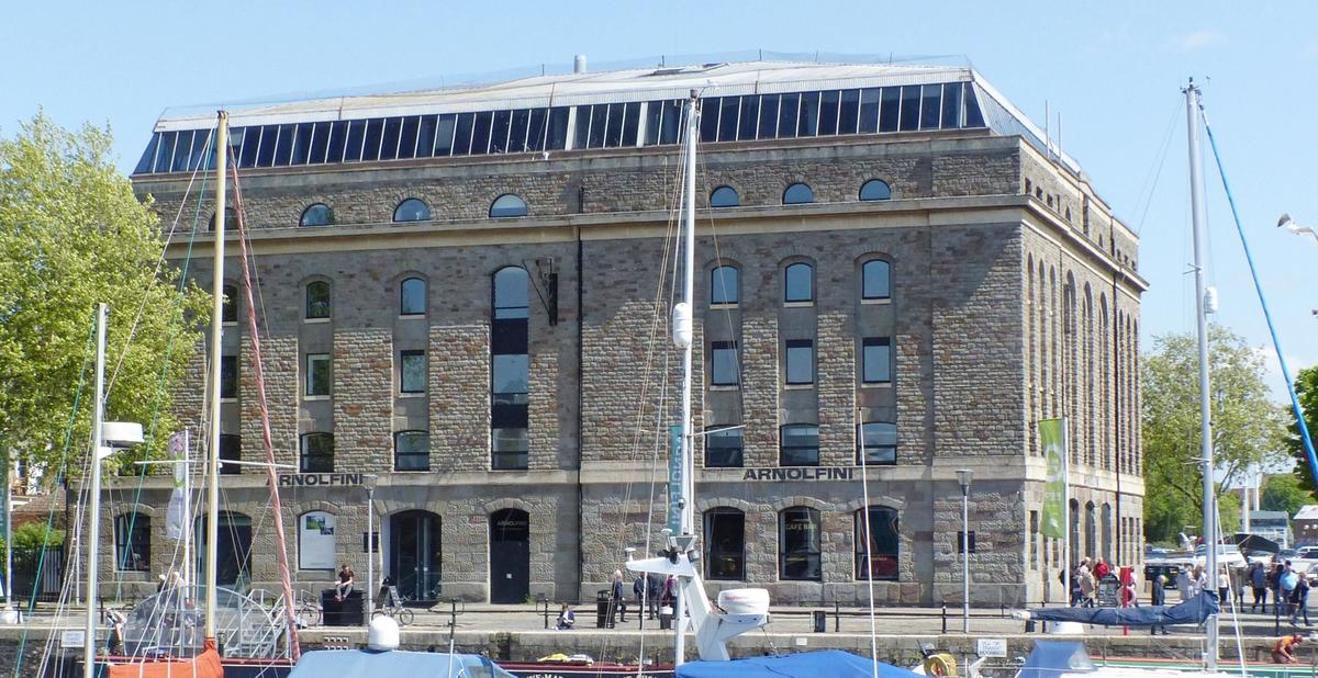 Pictured: Arnolfini gallery; Fellow arts charity Watershed has taken on the film screening while the poetry event will go to a Bristol department store
Photo: Adrian Pingstone via Wikimedia Commons