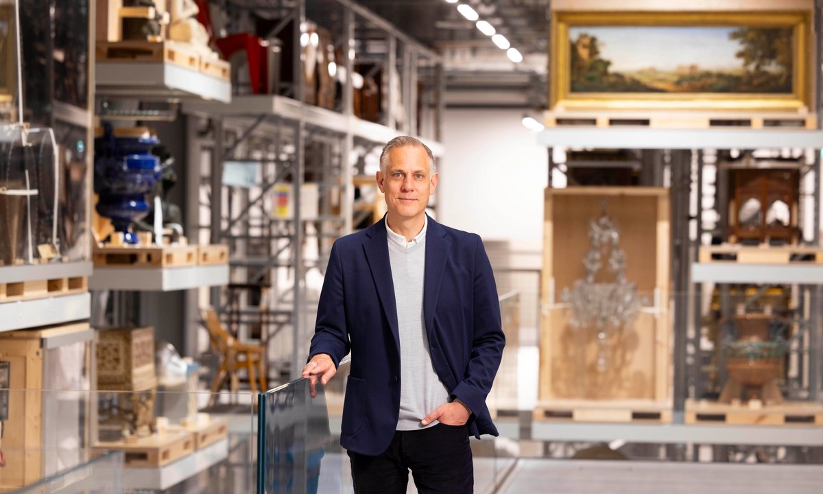 Tate and V&A chiefs knighted in King's Birthday Honours