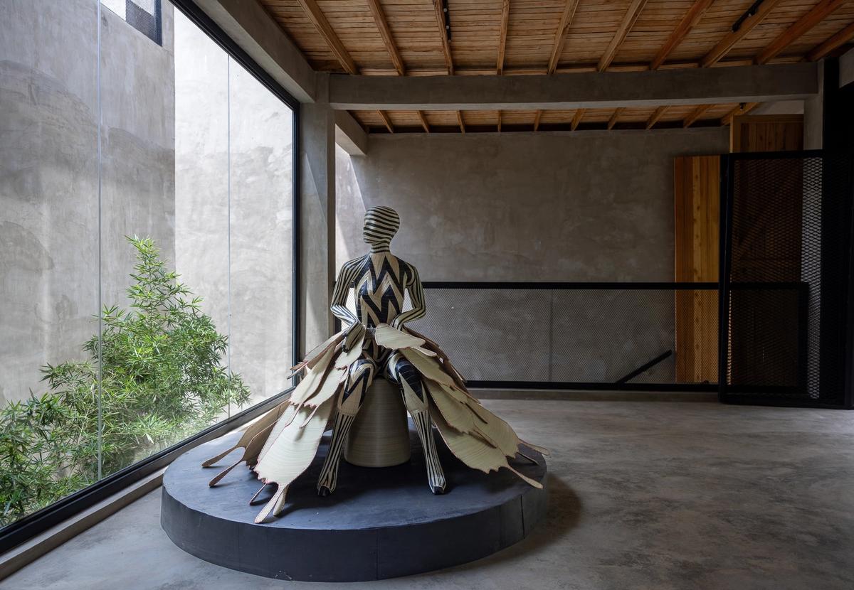 Cedric Mizero in collaboration with Michealine and Mackson Muhawenimana, Umukobwa #7 , on show at Gihanga Institute of Contemporary Art
Courtesy of Gihanga Institute of Contemporary Art. Photo: Aniket Uke