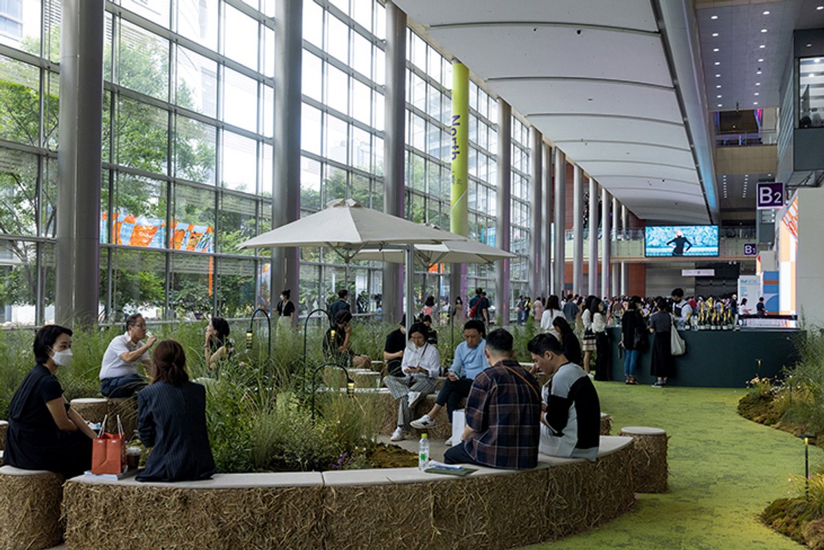 Business boost: art buyers and fairs such as Kiaf Seoul (pictured) could benefit from Korea’s new regulations
Photo by Kiaf Operating Committee, courtesy of Kiaf