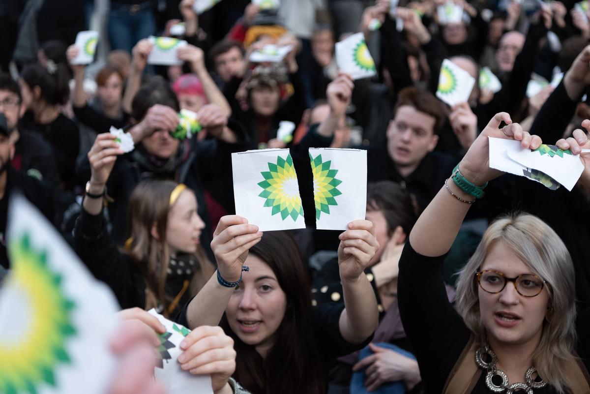 Activists protest against BP sponsorship in February 2020
Photo: Ron Fassbender