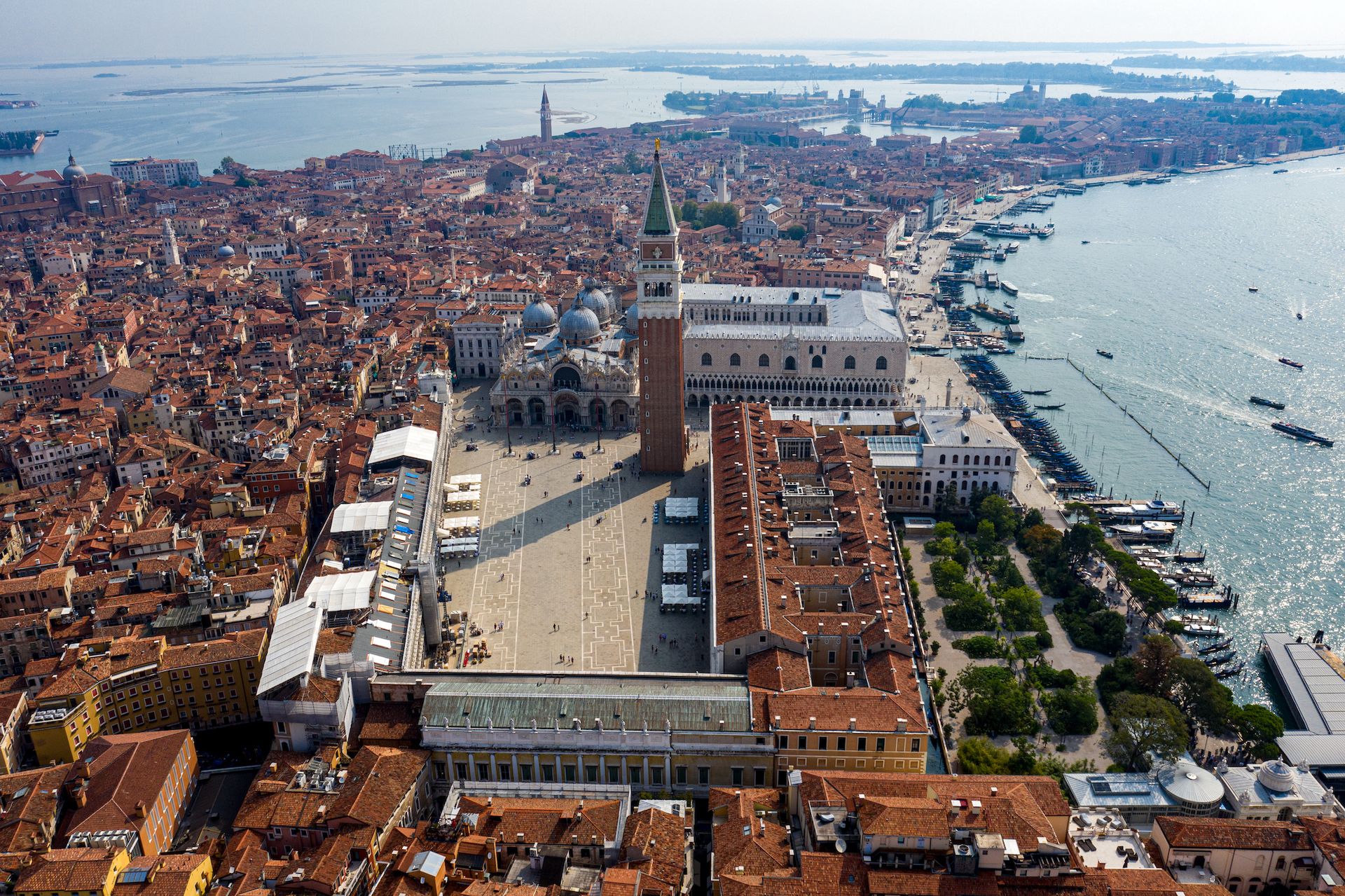 Aerial view of Venice, where the Republic of Benin will stage its first Venice Biennale pavilion in 2024 Photo by Kasa Fue, via Wikimedia Commons