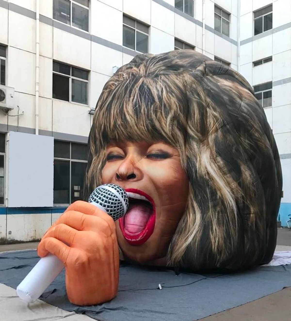 A rendering of the new Tina Turner inflatable sculpture @dreamlandmarg