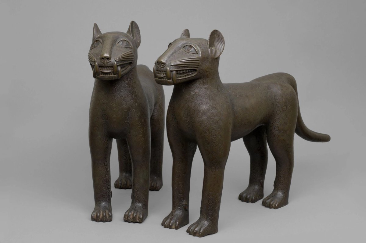A pair of brass leopard figures (16th to 18th century) © National Commission for Museums and Monuments Nigeria