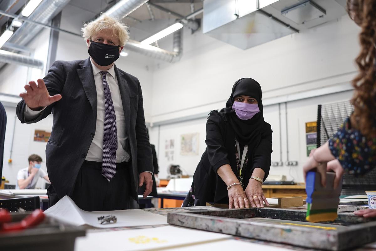 UK Prime Minister Boris Johnson visiting Kirklees College in Dewsbury Photo: Andrew Parsons / No 10 Downing Street