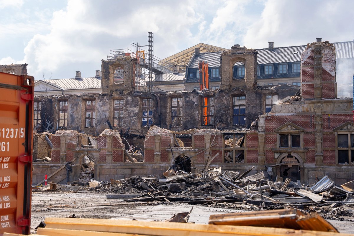 The fire destroyed over half of the Copenhagen Stock Exchange, including much of its copper roof
Photo: Sarah Mølsted. Dansk Erhverv