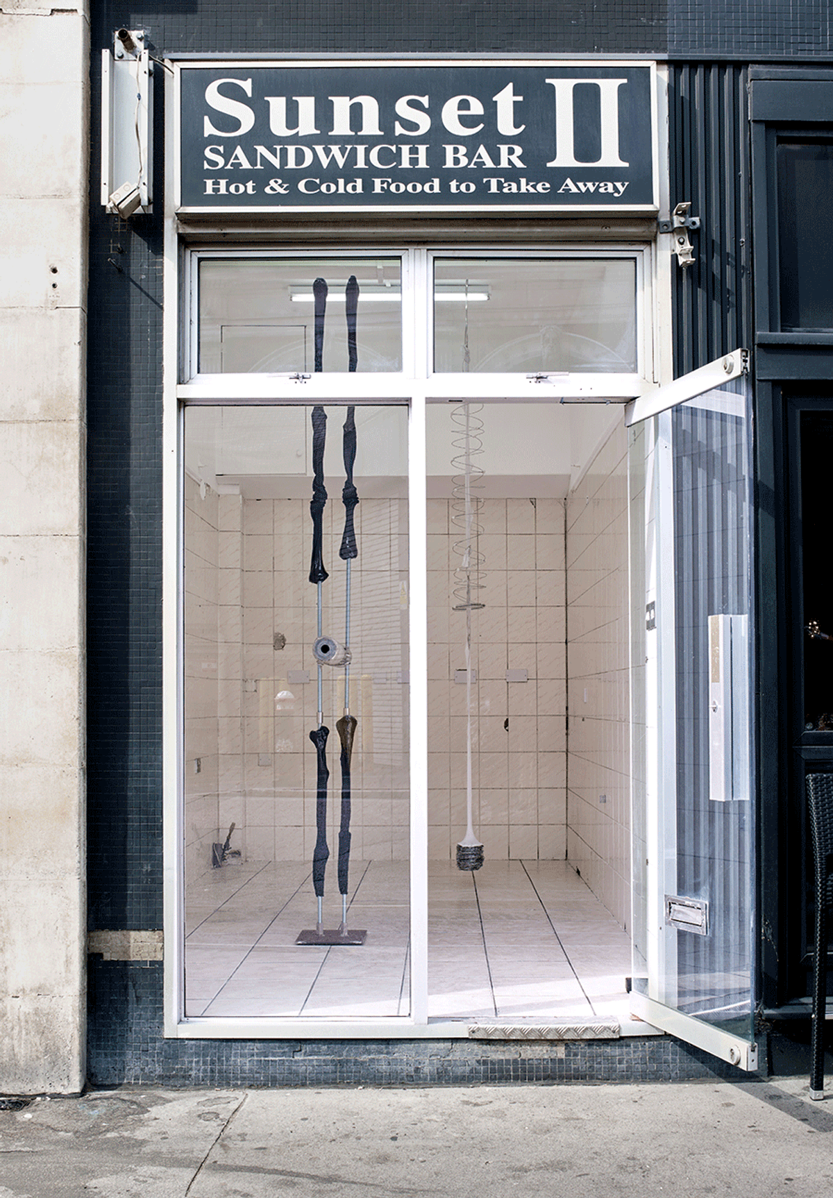 Jack O’Brien: Waiting for the Sun to Kill Me, installation view. Courtesy: the artist and Ginny on Frederick, London